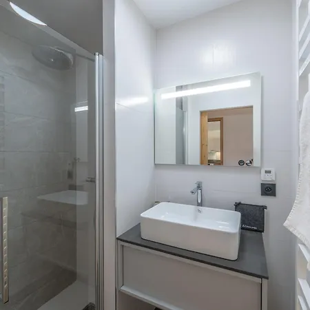 Neuf Au Vieil Alpe - 108m², 3 Chambres, Proche Pistes Et Centre - Fr-1-645-69 *